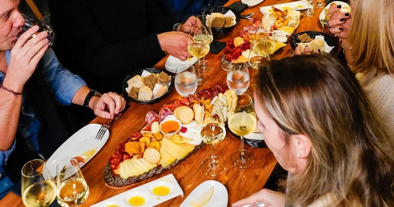 Portugiesischer Wein und Petiscos: Verkostung